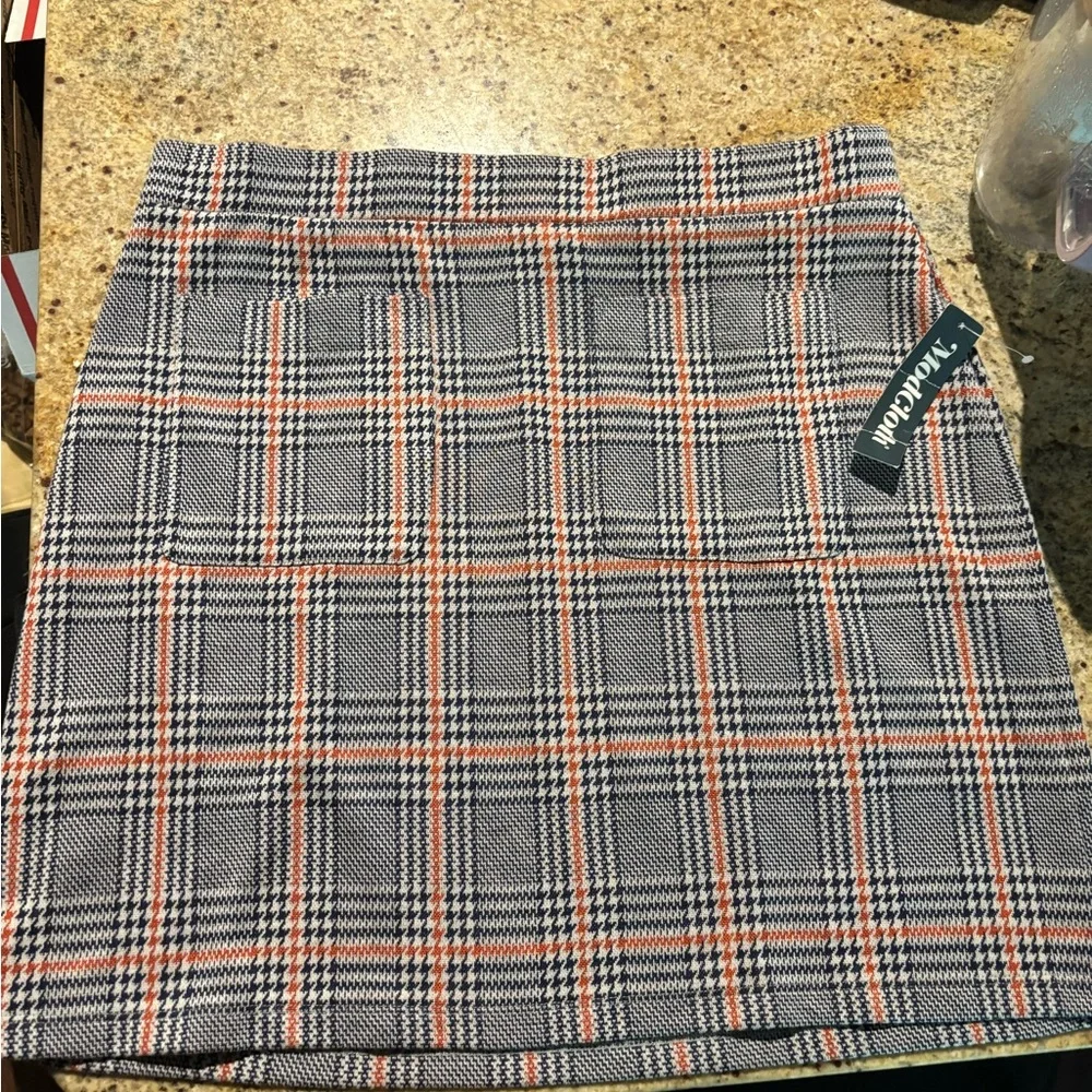 Modcloth Women's Plaid Mini Skirt NWT - Picture 2 of 9